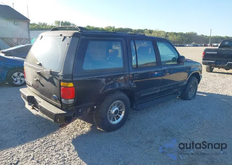 1996 Ford Explorer из США, поврежденный, VIN 1FMDU34X9TUC13407